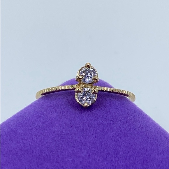 💛 Classic Gold Plated Crystal Women's Ring - Picture 1 of 7